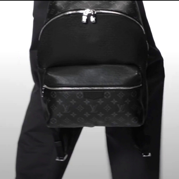 LoUiS VuItToN DiScOvErY BaCkPaCk GM. - Picture 6 of 13